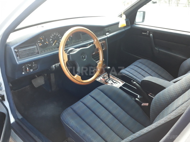 Mercedes 190 1991, 306,000 km - 2.0 l - Bakı