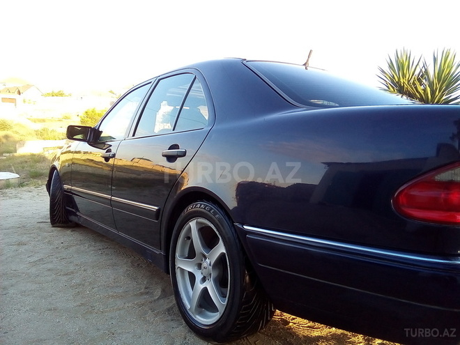 Mercedes E 230 1997, 230,000 km - 2.3 l - Bakı