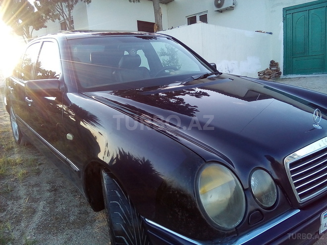 Mercedes E 230 1997, 230,000 km - 2.3 l - Bakı