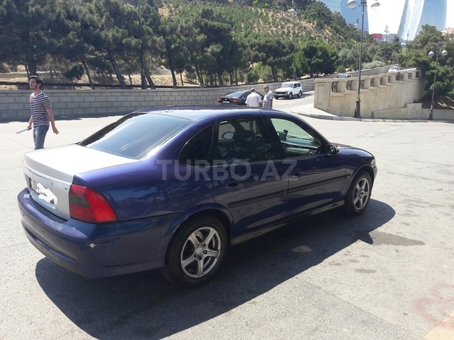 Opel Vectra 1997, 306,000 km - 2.0 л - Bakı