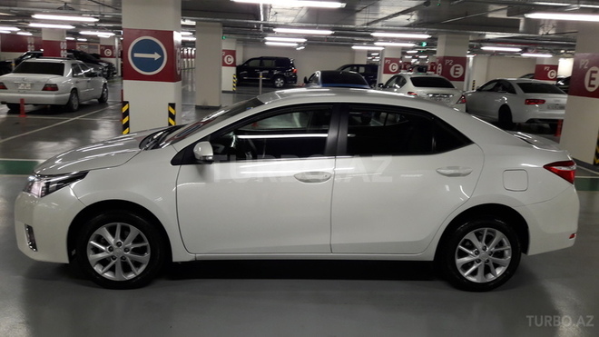 Toyota Corolla 2013, 78,000 km - 1.6 л - Bakı