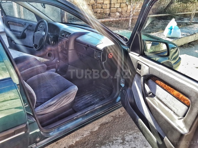 Opel Vectra 1995, 316,357 km - 2.0 l - Bakı