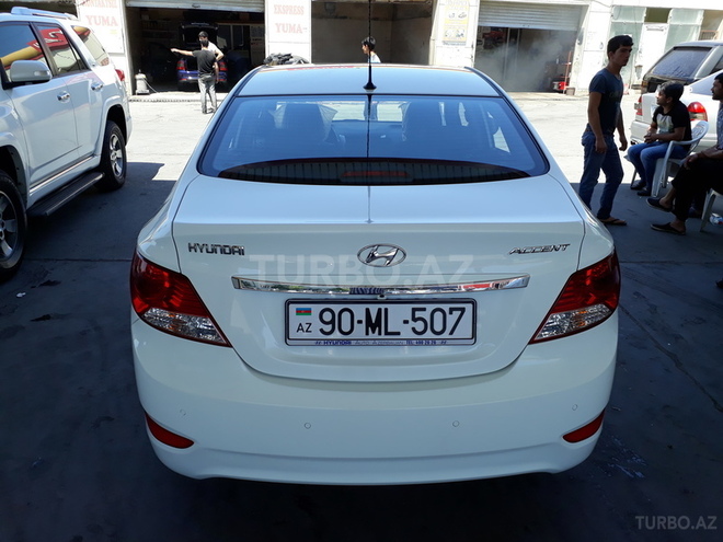 Hyundai Accent 2011, 39,300 km - 1.6 l - Bakı