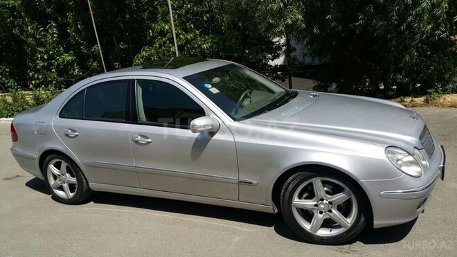 Mercedes E 270 2003, 254,300 km - 2.7 l - Bakı