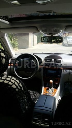 Mercedes E 270 2003, 254,300 km - 2.7 l - Bakı