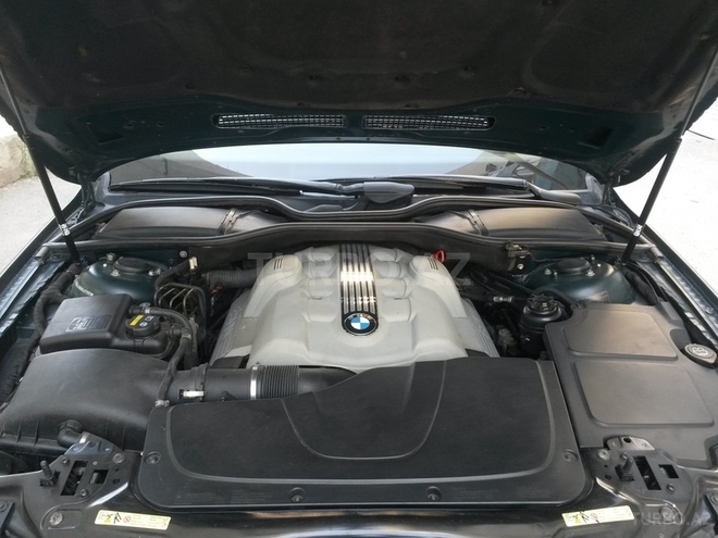 BMW 735 2001, 382,664 km - 3.6 л - Bakı
