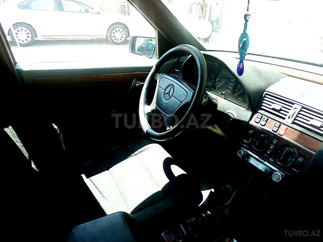 Mercedes C 180 1994, 200,000 km - 1.8 l - Bakı