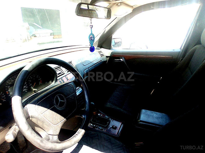 Mercedes C 180 1994, 200,000 km - 1.8 l - Bakı