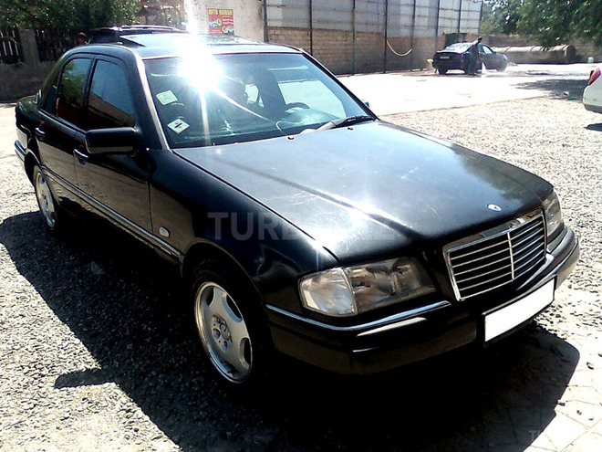 Mercedes C 180 1994, 200,000 km - 1.8 l - Bakı