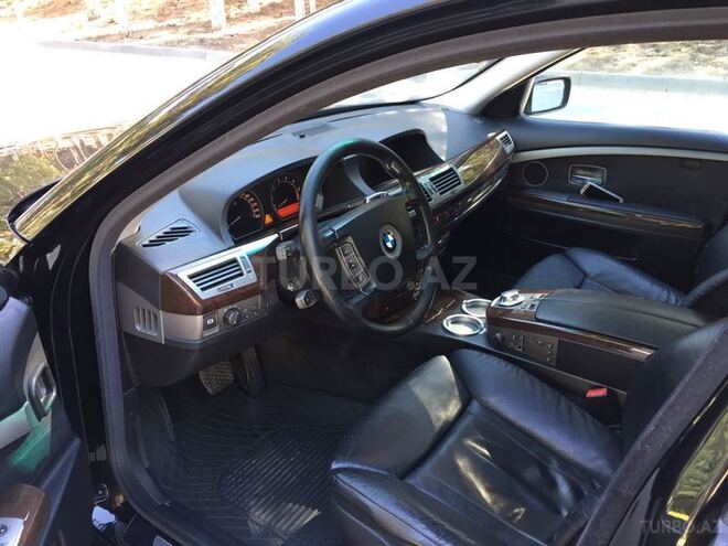 BMW 735 2004, 166,000 km - 3.5 l - Sumqayıt