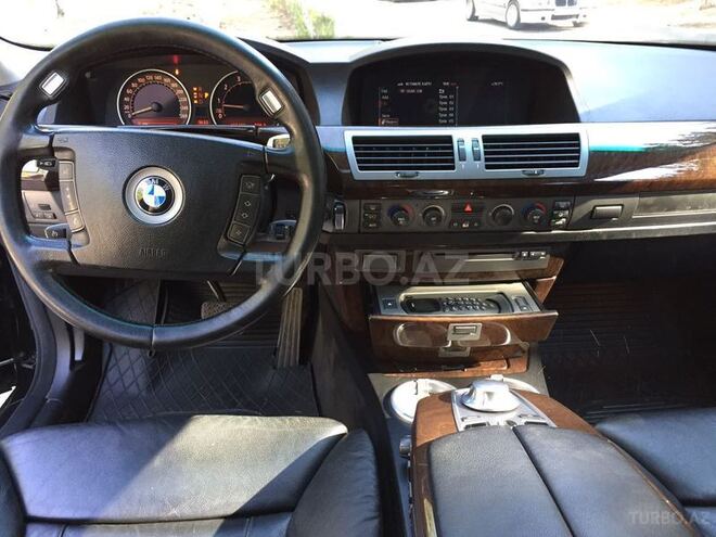 BMW 735 2004, 166,000 km - 3.5 l - Sumqayıt