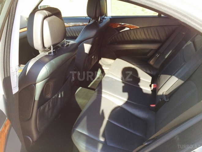 Mercedes E 320 2008, 202,201 km - 3.2 l - Bakı