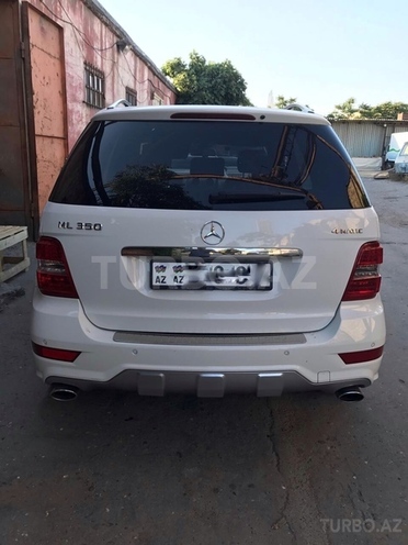 Mercedes C 350 2010, 160,000 km - 3.5 l - Bakı