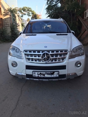 Mercedes C 350 2010, 160,000 km - 3.5 l - Bakı