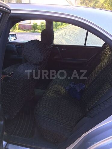 Mercedes E 240 1998, 259,785 km - 2.4 l - Bakı