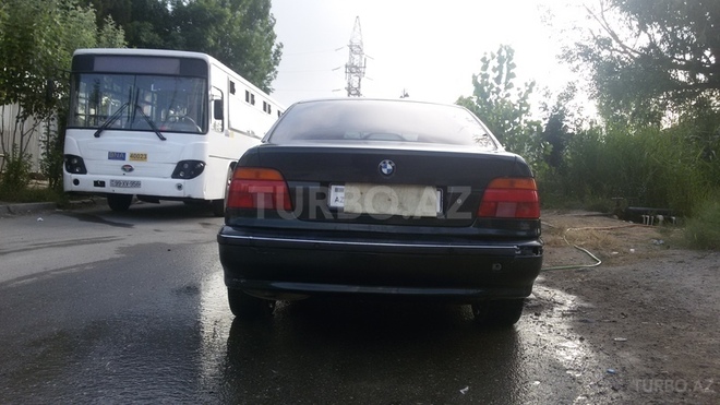 BMW 520 1997, 256,369 km - 2.0 л - Bakı