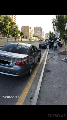 BMW 530 2008, 201,000 km - 0.3 l - Bakı