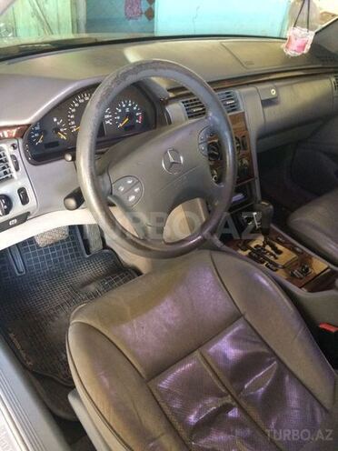 Mercedes E 200 2000, 200,000 km - 0.1 l - Bakı
