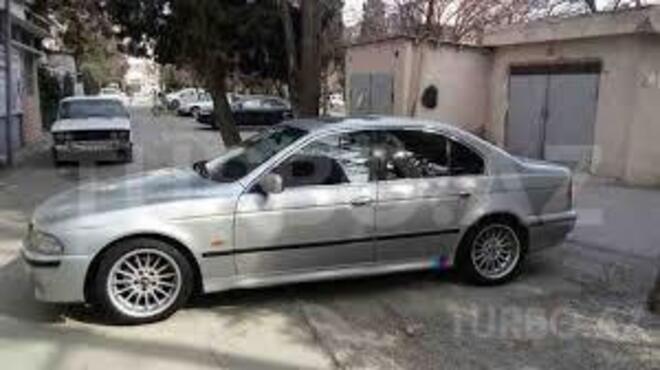 BMW 528 1996, 272,300 km - 2.8 l - Bakı