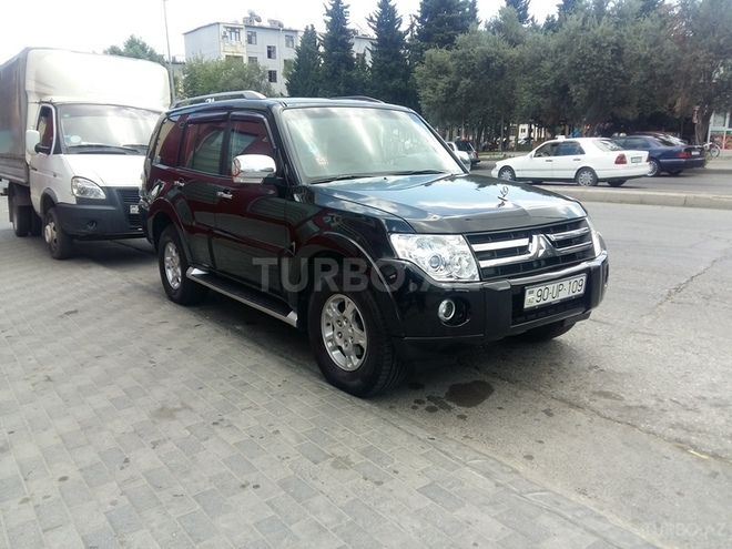 Mitsubishi Pajero 2008, 106,000 km - 3.0 l - Bakı