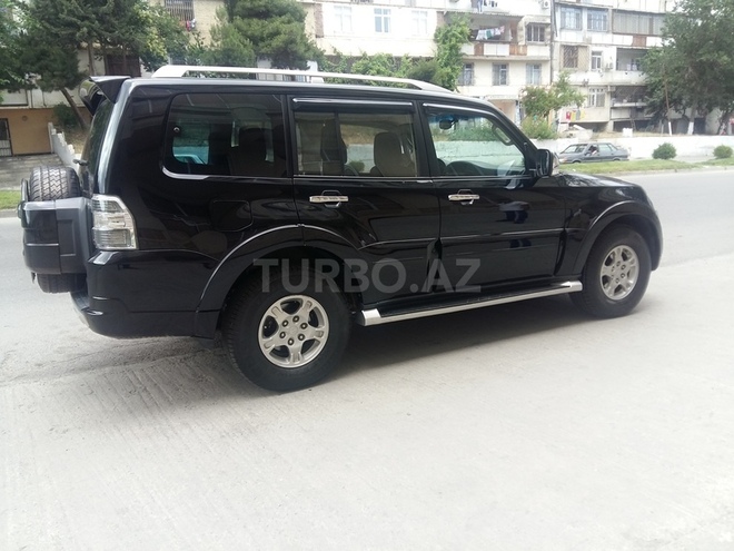 Mitsubishi Pajero 2008, 106,000 km - 3.0 l - Bakı