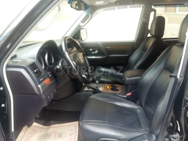 Mitsubishi Pajero 2008, 106,000 km - 3.0 l - Bakı