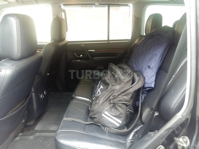 Mitsubishi Pajero 2008, 106,000 km - 3.0 l - Bakı