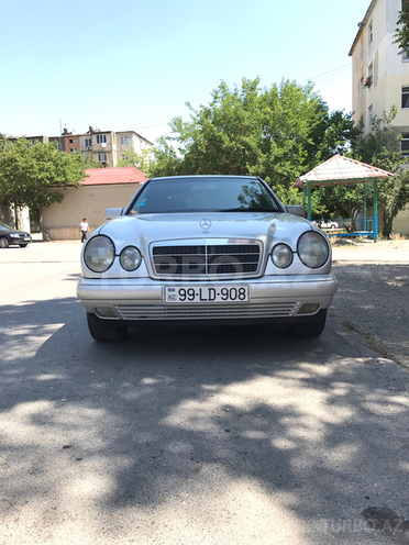Mercedes E 200 1998, 245,000 km - 2.0 l - Bakı