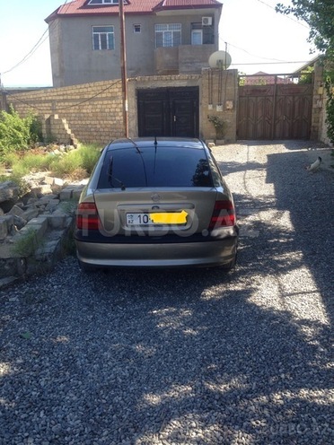 Opel Vectra 1997, 275,300 km - 2.0 l - Bakı