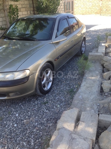 Opel Vectra 1997, 275,300 km - 2.0 l - Bakı