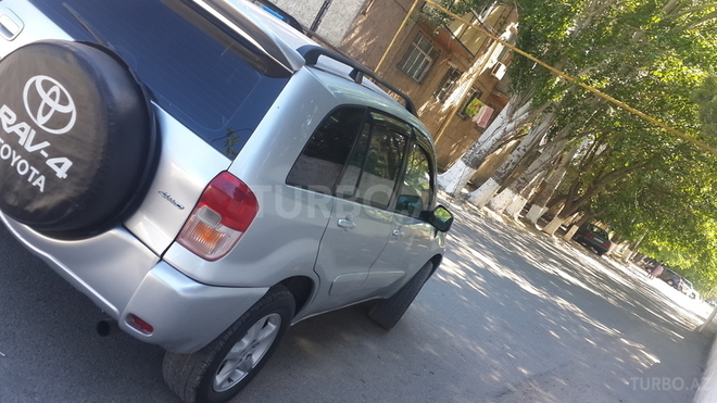 Toyota RAV4 2001, 215,000 km - 2.0 l - Sumqayıt