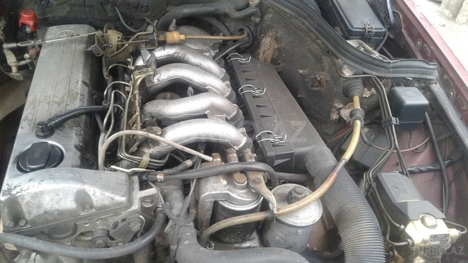 Mercedes E 250 1992, 452,360 km - 2.5 l - Beyləqan