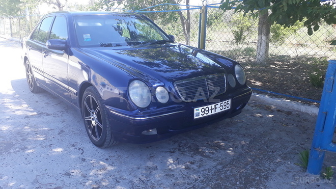 Mercedes E 270 2000, 223,400 km - 2.7 l - Bakı