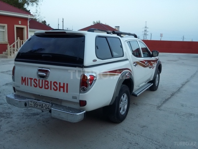 Mitsubishi L200 2014, 64,000 km - 0.1 l - Sumqayıt