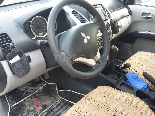 Mitsubishi L200 2014, 64,000 km - 0.1 l - Sumqayıt