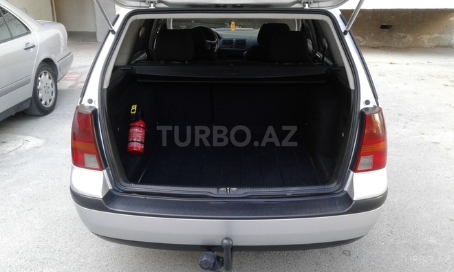 Volkswagen Golf 2001, 286,250 km - 1.9 l - Bakı
