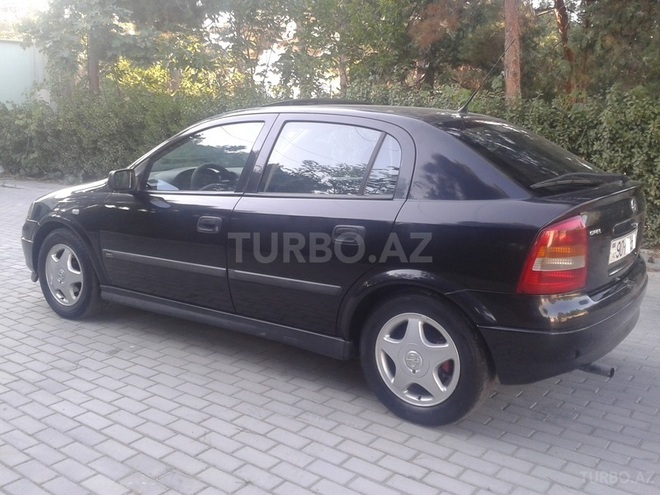 Opel Astra 2000, 220,000 km - 1.6 л - Bakı