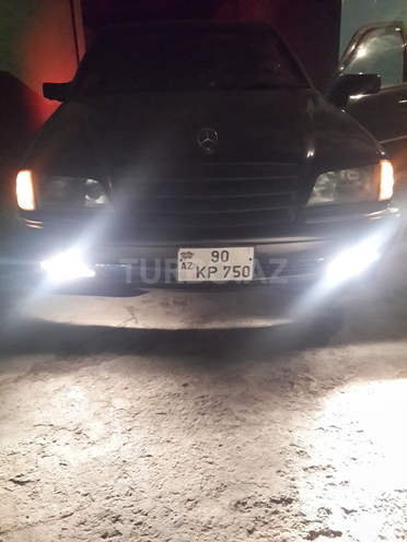 Mercedes C 230 2000, 250,000 km - 2.3 л - Bakı
