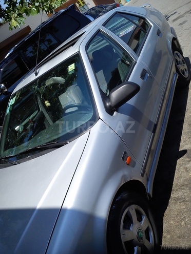 Renault 19 1996, 243,000 km - 0.3 л - Bakı