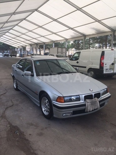 BMW 320 1997, 196,000 km - 2.0 l - Bakı