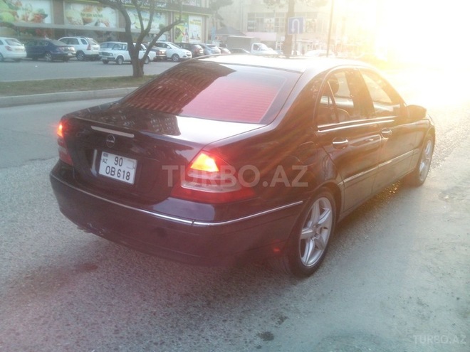 Mercedes C 240 2004, 235,000 km - 2.4 l - Bakı