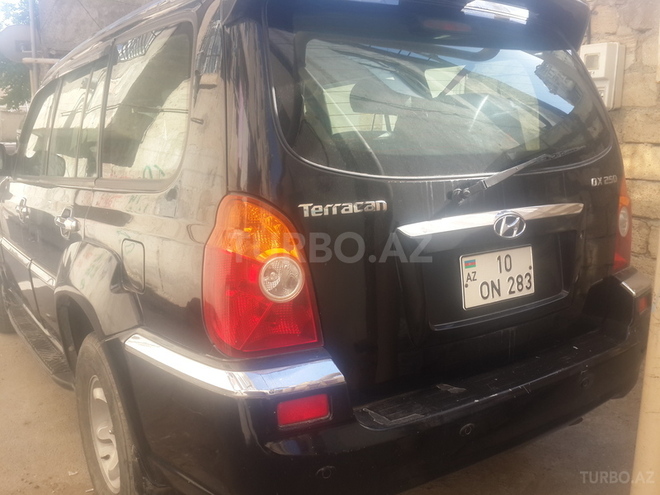 Hyundai Terracan 2001, 186,000 km - 2.5 л - Bakı