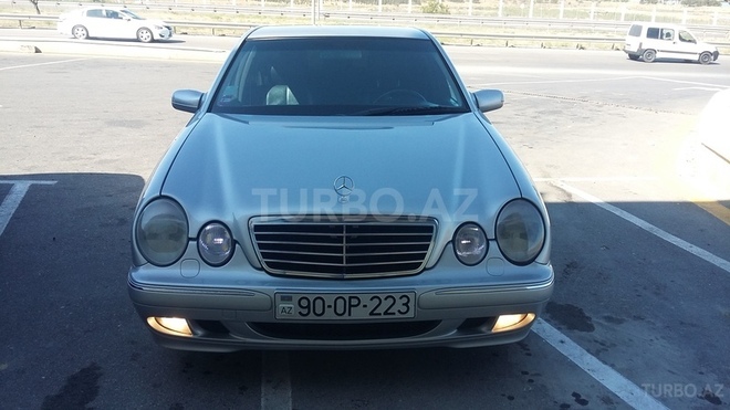 Mercedes E 220 2000, 274,000 km - 2.2 l - Bakı
