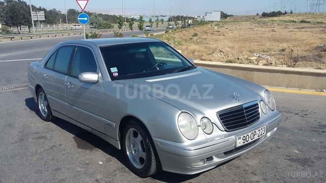 Mercedes E 220 2000, 274,000 km - 2.2 l - Bakı