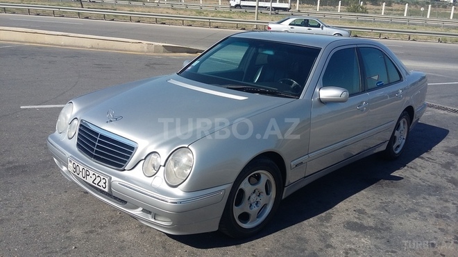 Mercedes E 220 2000, 274,000 km - 2.2 l - Bakı