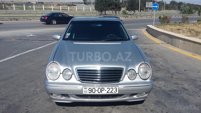 Mercedes E 220 2000, 274,000 km - 2.2 l - Bakı