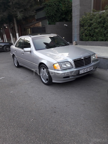 Mercedes C 230 1998, 135,200 km - 2.3 l - Bakı