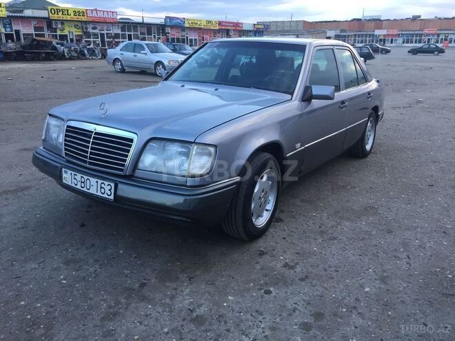 Mercedes E 250 1993, 247,102 km - 2.5 l - Bakı