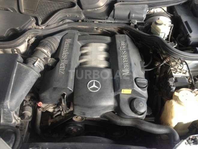 Mercedes E 240 1999, 411,000 km - 2.4 l - Sumqayıt