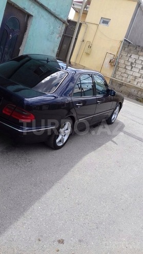 Mercedes C 270 2000, 324,000 km - 2.7 l - Bakı